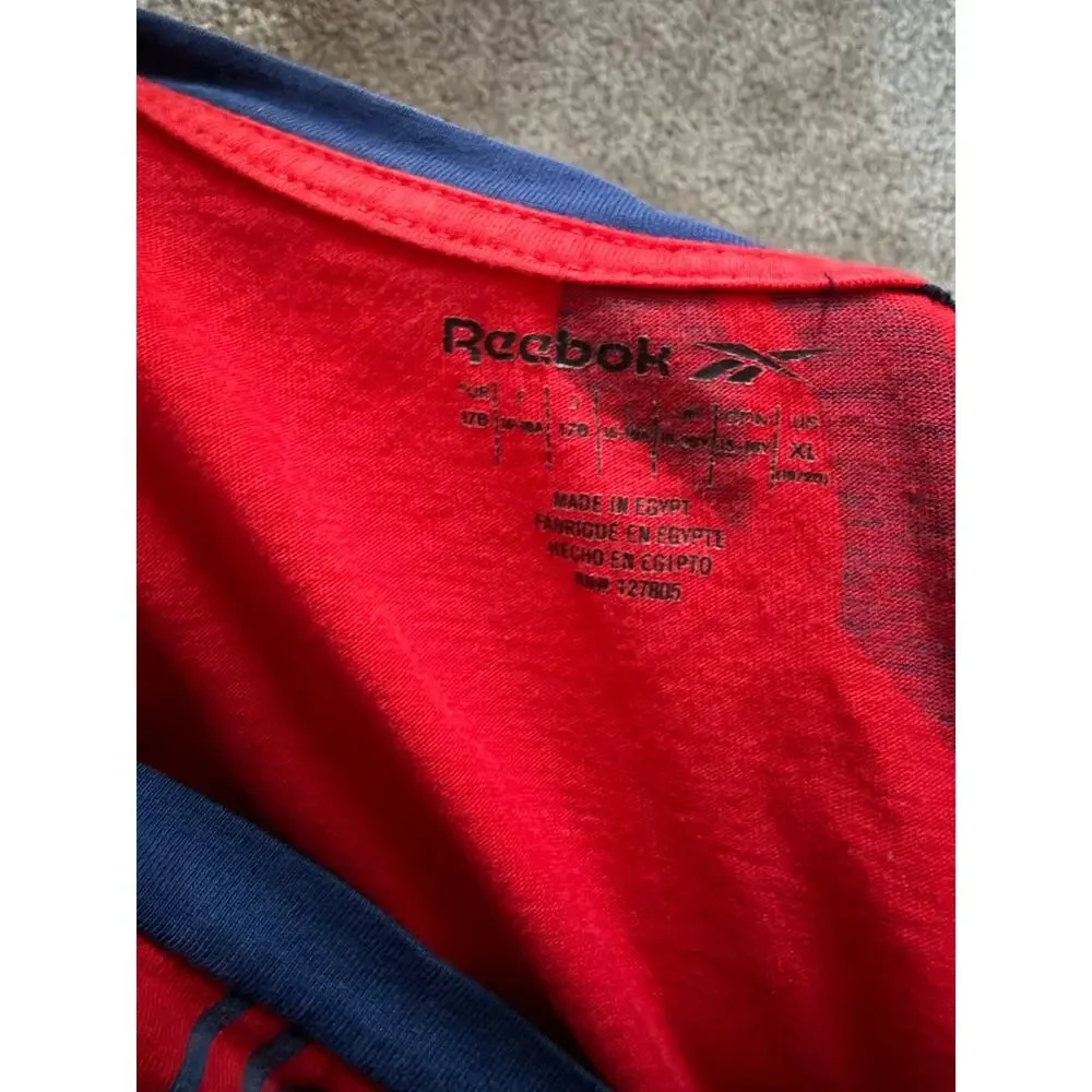 AOP Reebok Kids large shirt